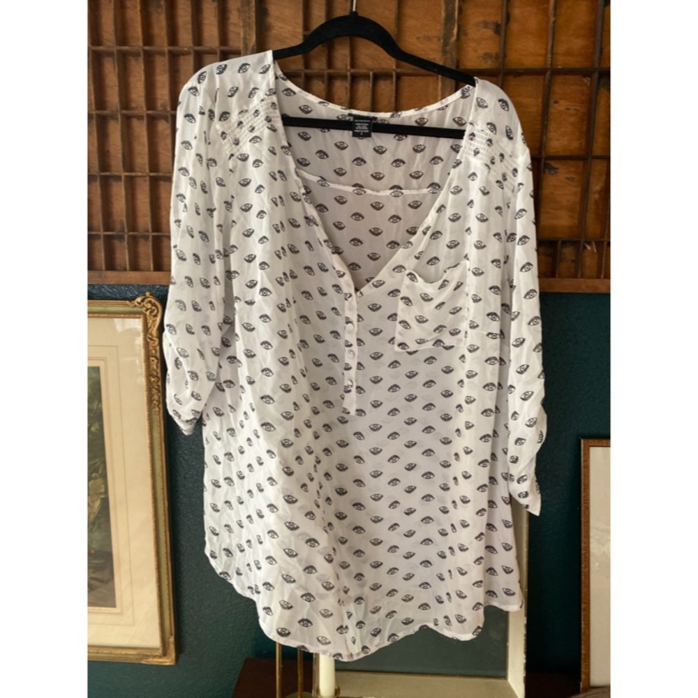 Torrid sheer size 3x all seeing eye top